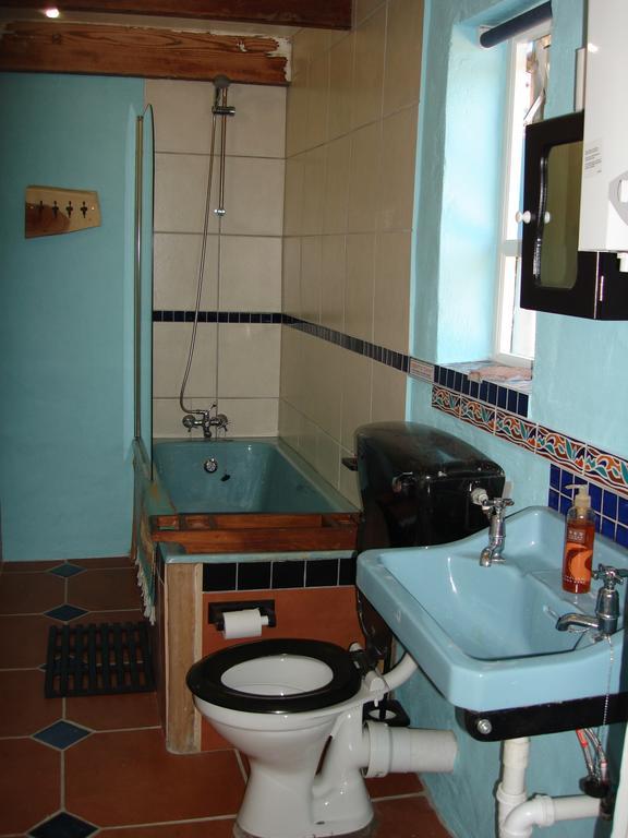 Hebron Guesthouse & Restaurant Citrusdal Ngoại thất bức ảnh