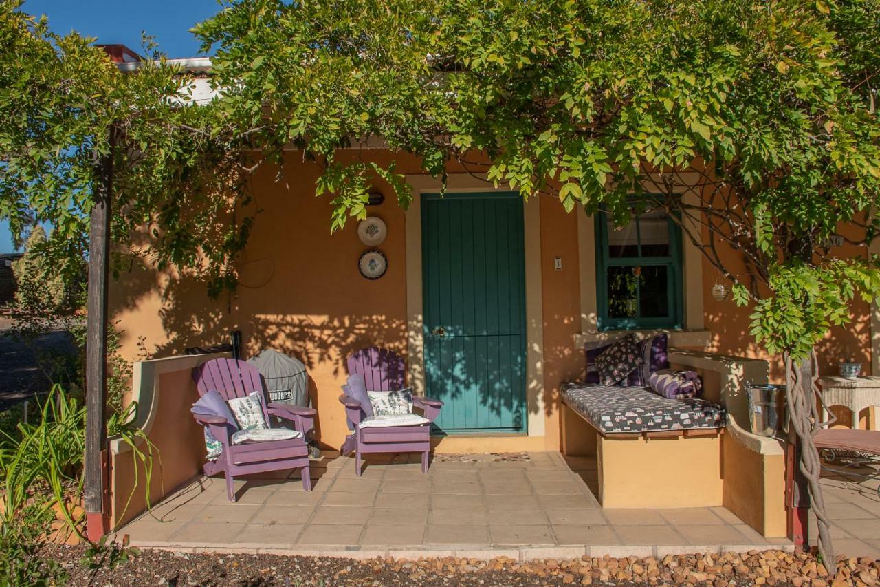 Hebron Guesthouse & Restaurant Citrusdal Ngoại thất bức ảnh